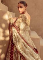 White-Swan-By-Tena-Durrani-3